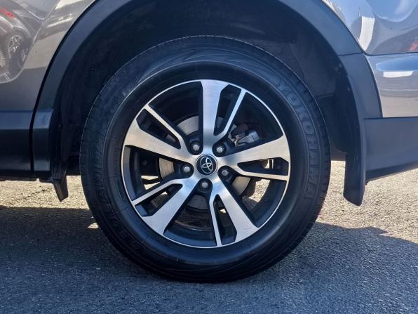 Toyota RAV4 IV (XA40) Рестайлинг с пробегом 2017 года, цена 2 150 000 рублей, 127000 км, внедорожник, Автокод Объявления