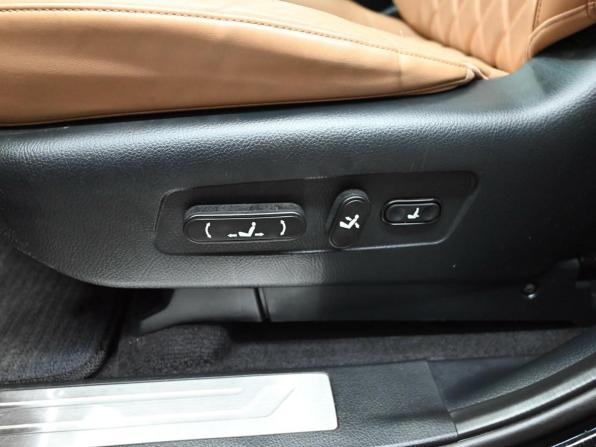 Kia Mohave I Рестайлинг 2 с пробегом 2019 года, цена 4 580 000 рублей, 65128 км, внедорожник, Автокод Объявления
