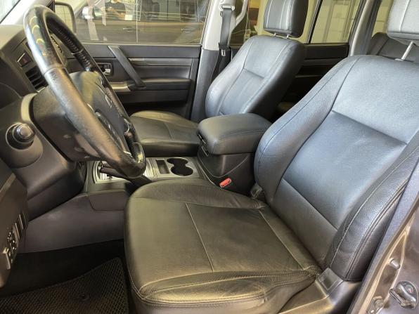 Mitsubishi Pajero IV Рестайлинг 1 с пробегом 2012 года, цена 1 790 000 рублей, 302000 км, внедорожник, Автокод Объявления