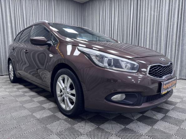 Kia Ceed II с пробегом 2014 года, цена 1 160 000 рублей, 134105 км, универсал, Автокод Объявления