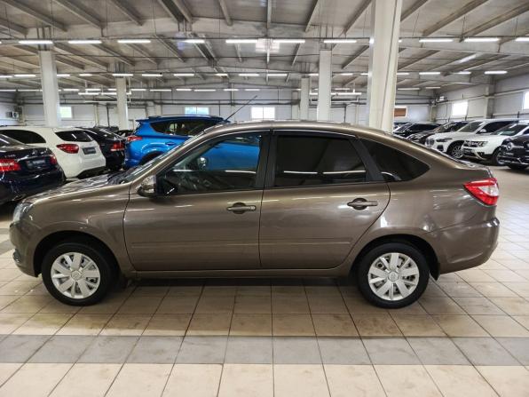 Lada (ВАЗ) Granta I Рестайлинг с пробегом 2022 года, цена 769 000 рублей, 53000 км, лифтбек, Автокод Объявления