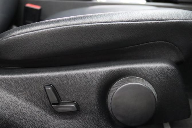Mercedes-Benz C-Класс III (W204) Рестайлинг с пробегом 2011 года, цена 1 465 650 рублей, 174381 км, седан, Автокод Объявления
