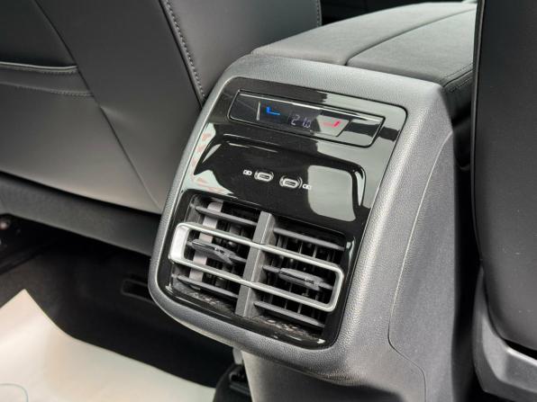 Volkswagen Tiguan III (China Market) с пробегом 2026 года, цена 4 500 000 рублей, 10 км, внедорожник, Автокод Объявления