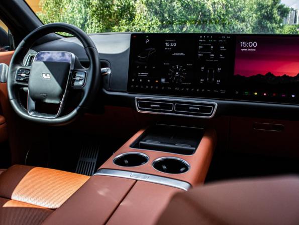 Li Auto (Lixiang) L9 I с пробегом 2023 года, цена 6 999 999 рублей, 11000 км, внедорожник, Автокод Объявления