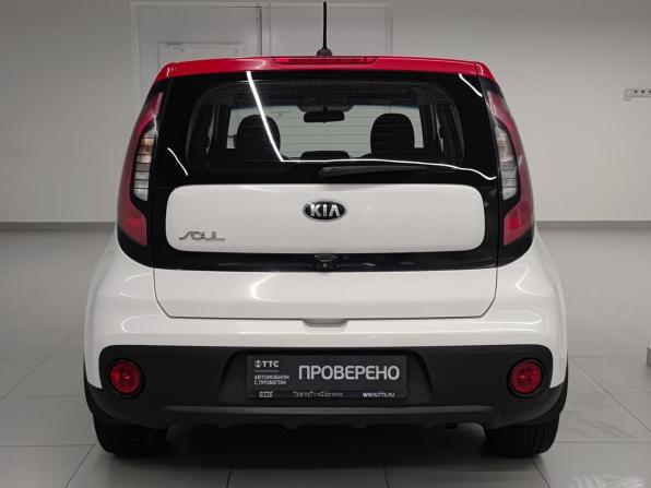 Kia Soul II Рестайлинг с пробегом 2018 года, цена 1 785 000 рублей, 84370 км, хэтчбек, Автокод Объявления