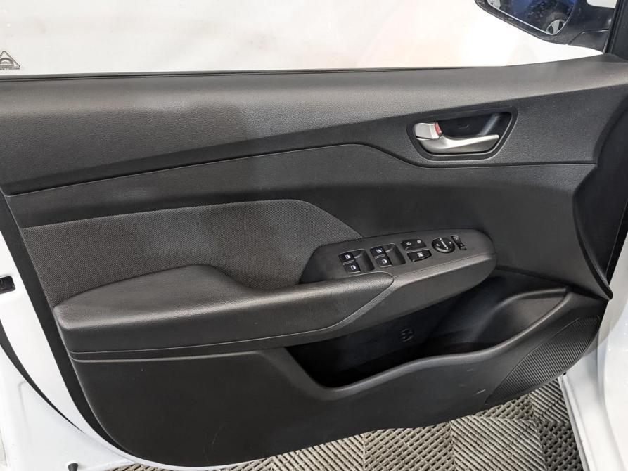 Hyundai Solaris II Москва  - изображение 19