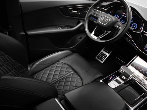 Audi Q8 I (4M) с пробегом 2020 года, цена 7 829 000 рублей, 113100 км, внедорожник, Автокод Объявления