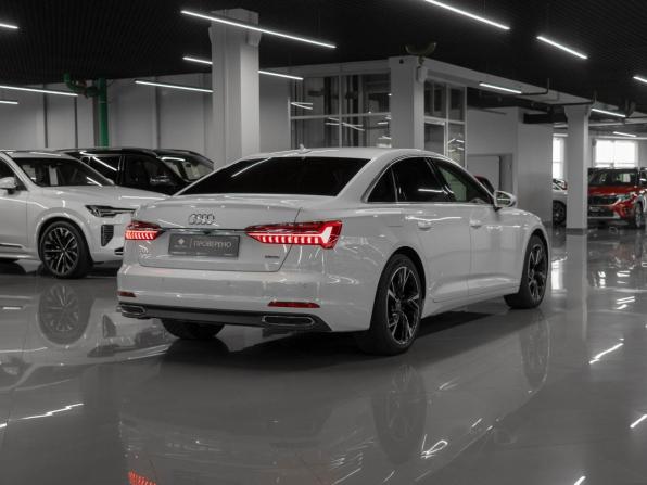 Audi A6 V (C8) с пробегом 2021 года, цена 4 190 000 рублей, 52936 км, седан, Автокод Объявления