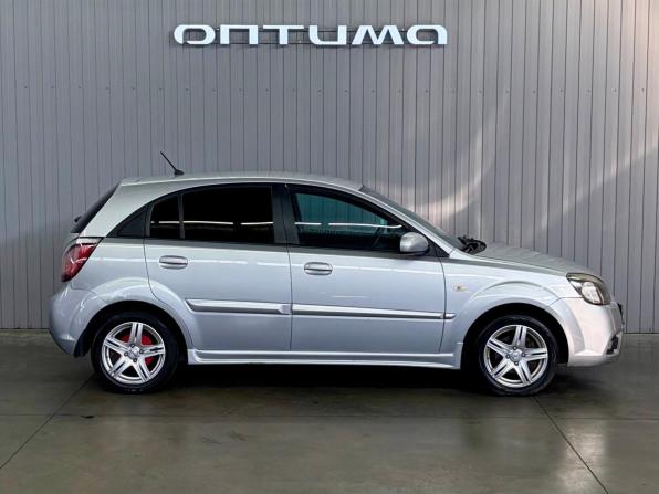 Kia Rio II Рестайлинг с пробегом 2010 года, цена 577 000 рублей, 170700 км, хэтчбек, Автокод Объявления