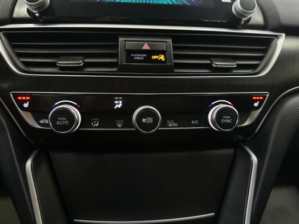 Honda Accord X с пробегом 2018 года, цена 1 795 000 рублей, 173805 км, седан, Автокод Объявления