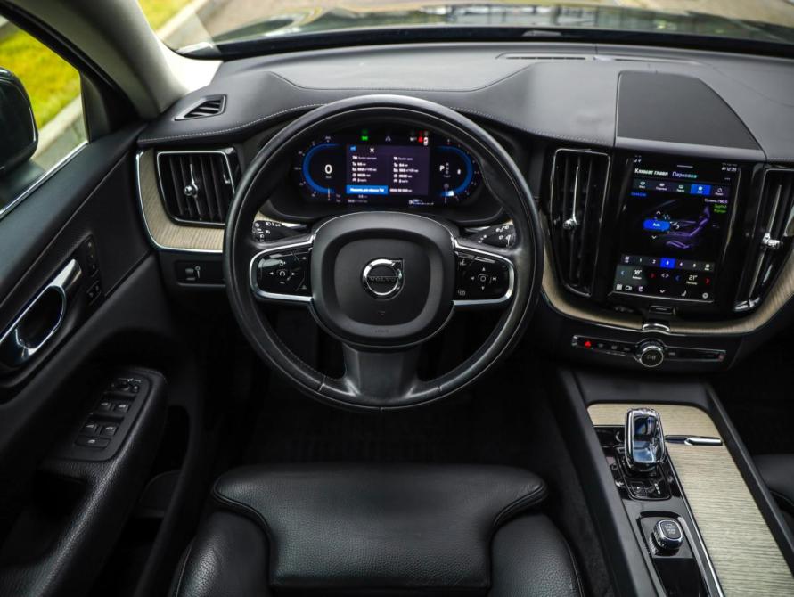 Volvo XC60 II Рестайлинг Санкт-Петербург  - изображение 12