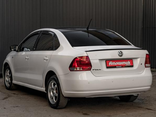 Volkswagen Polo V с пробегом 2013 года, цена 815 000 рублей, 234365 км, седан, Автокод Объявления