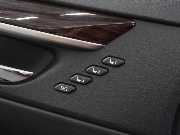 Lexus ES VI Рестайлинг с пробегом 2015 года, цена 2 439 000 рублей, 179540 км, седан, Автокод Объявления