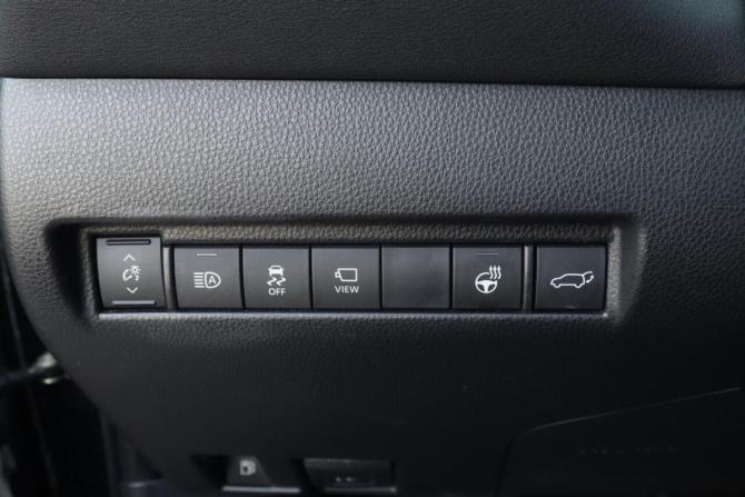 Toyota Venza II с пробегом 2020 года, цена 4 159 000 рублей, 65000 км, внедорожник, Автокод Объявления