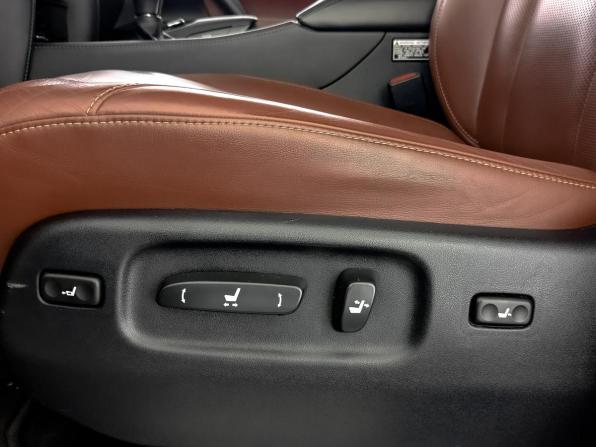 Lexus LX III Рестайлинг 2 с пробегом 2018 года, цена 7 950 000 рублей, 154891 км, внедорожник, Автокод Объявления
