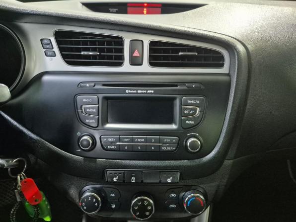 Kia Ceed II с пробегом 2014 года, цена 1 030 000 рублей, 107000 км, хэтчбек, Автокод Объявления