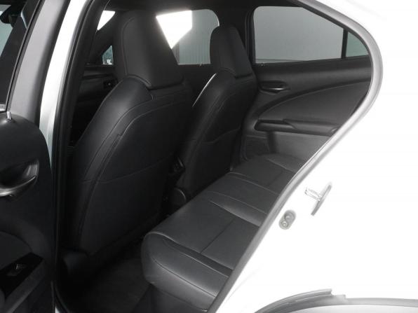 Lexus UX I с пробегом 2021 года, цена 3 599 000 рублей, 24532 км, внедорожник, Автокод Объявления