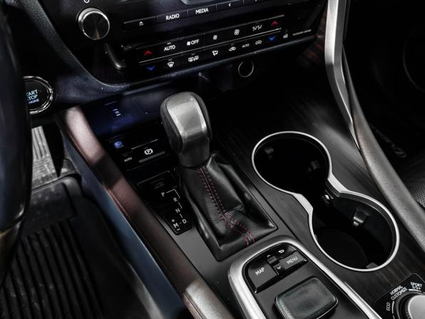 Lexus RX IV с пробегом 2016 года, цена 3 190 000 рублей, 192725 км, внедорожник, Автокод Объявления