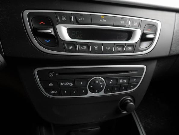 Renault Fluence I с пробегом 2011 года, цена 899 000 рублей, 117186 км, седан, Автокод Объявления