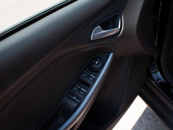 Ford Focus III с пробегом 2012 года, цена 750 000 рублей, 157262 км, хэтчбек, Автокод Объявления