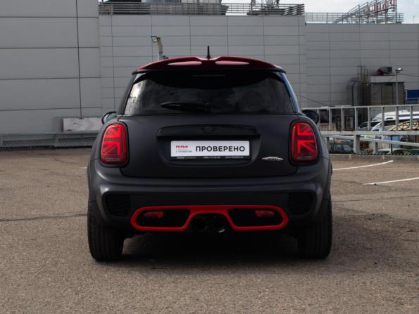 Mini Hatch III (F55/F56) Рестайлинг с пробегом 2020 года, цена 2 950 000 рублей, 66950 км, хэтчбек, Автокод Объявления