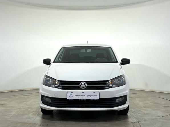 Volkswagen Polo V Рестайлинг с пробегом 2016 года, цена 1 079 000 рублей, 101414 км, седан, Автокод Объявления