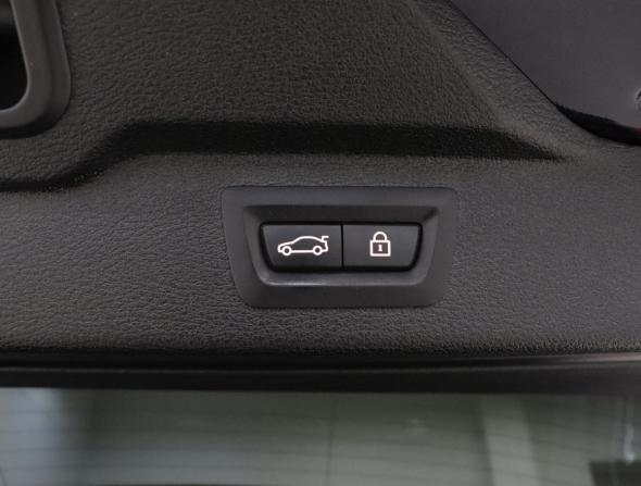 BMW X5 III (F15) с пробегом 2018 года, цена 3 990 000 рублей, 218123 км, внедорожник, Автокод Объявления