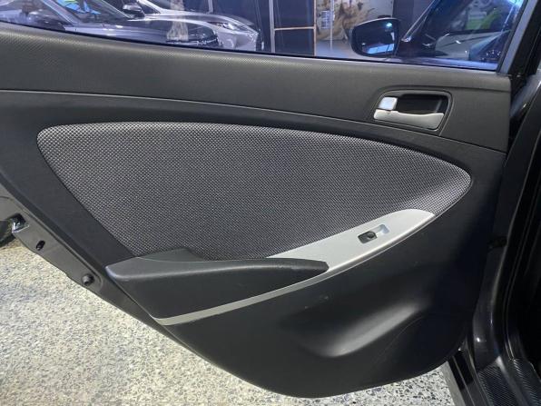 Hyundai Solaris I с пробегом 2011 года, цена 669 000 рублей, 98505 км, хэтчбек, Автокод Объявления