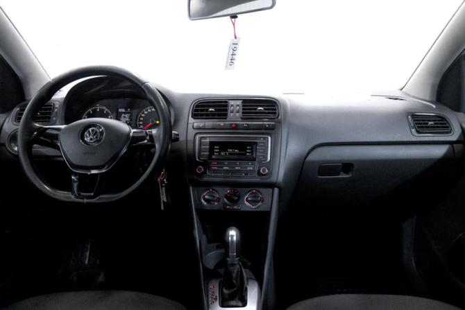 Volkswagen Polo V Рестайлинг с пробегом 2017 года, цена 749 000 рублей, 290100 км, седан, Автокод Объявления