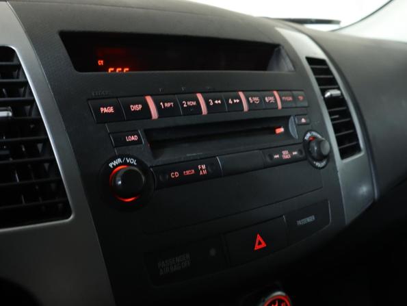 Mitsubishi Outlander II с пробегом 2008 года, цена 799 000 рублей, 211000 км, внедорожник, Автокод Объявления