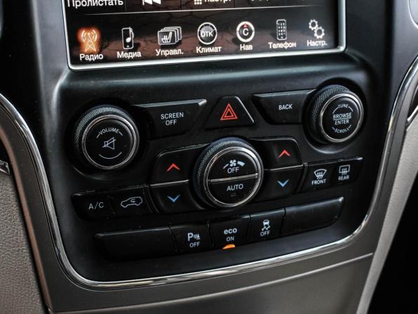 Jeep Grand Cherokee IV (WK2) Рестайлинг с пробегом 2014 года, цена 3 099 000 рублей, 92261 км, внедорожник, Автокод Объявления