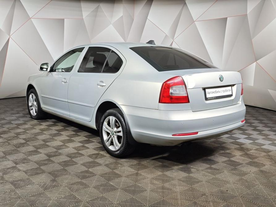 Skoda Octavia II (A5) Рестайлинг Москва  - изображение 4