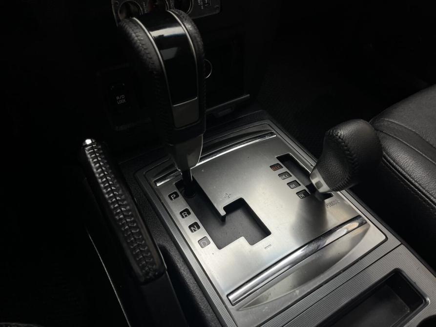 Mitsubishi Pajero IV Рестайлинг 2 Новосибирск  - изображение 14