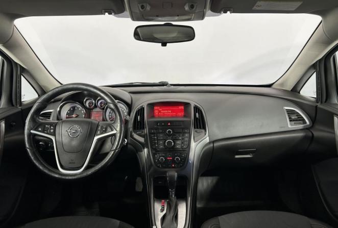 Opel Astra J Рестайлинг с пробегом 2013 года, цена 970 000 рублей, 229046 км, хэтчбек, Автокод Объявления