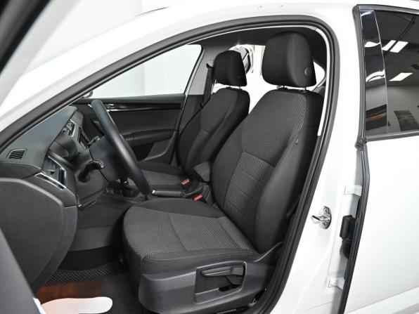 Skoda Octavia III (A7) с пробегом 2017 года, цена 1 249 000 рублей, 122000 км, лифтбек, Автокод Объявления