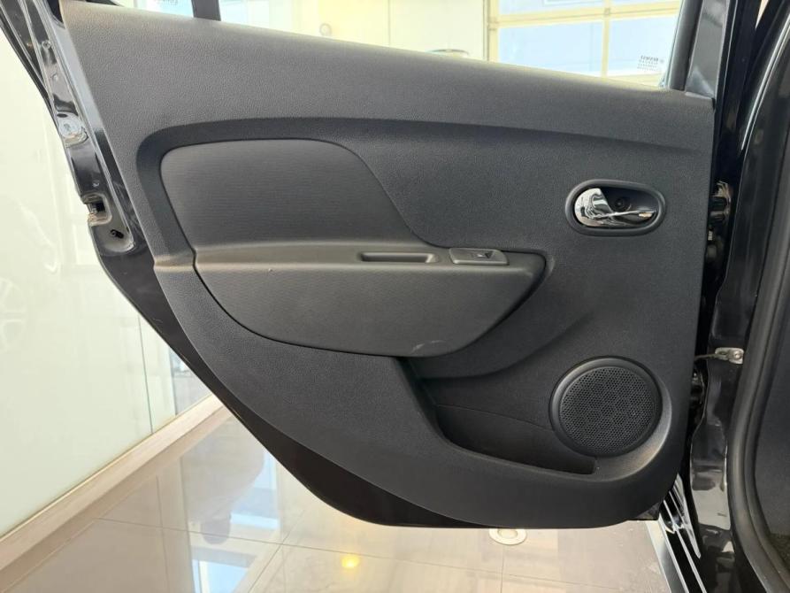 Renault Sandero II Рестайлинг Подольск  - изображение 15