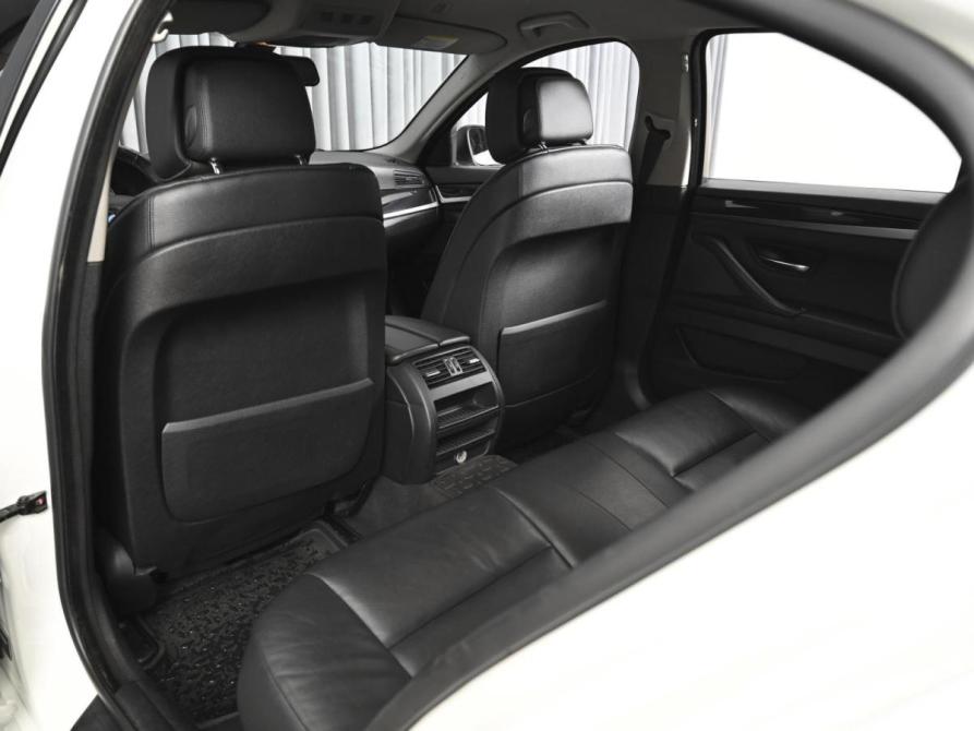BMW 5 серии VI (F10/F11/F07) Ставрополь  - изображение 11
