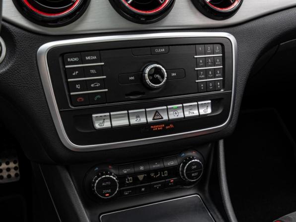 Mercedes-Benz GLA AMG I (X156) Рестайлинг с пробегом 2017 года, цена 3 316 000 рублей, 135481 км, внедорожник, Автокод Объявления