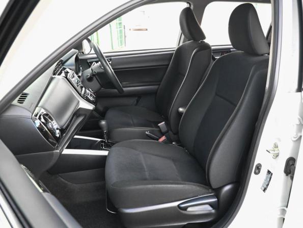 Toyota Corolla XI (E160 E170) Рестайлинг 2 с пробегом 2019 года, цена 1 949 000 рублей, 41340 км, универсал, Автокод Объявления