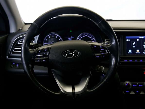 Hyundai Elantra VI (AD) с пробегом 2019 года, цена 1 490 000 рублей, 77700 км, седан, Автокод Объявления