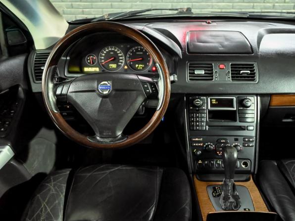 Volvo XC90 I с пробегом 2005 года, цена 700 000 рублей, 232654 км, внедорожник, Автокод Объявления