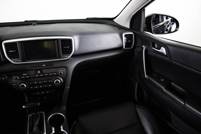 Kia Sportage IV Рестайлинг с пробегом 2020 года, цена 2 399 000 рублей, 123000 км, внедорожник, Автокод Объявления
