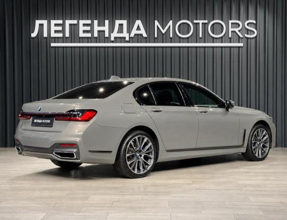 BMW 7 серии VI (G11/G12) Рестайлинг с пробегом 2019 года, цена 5 490 000 рублей, 98316 км, седан, Автокод Объявления