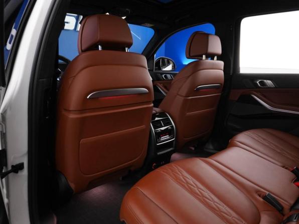BMW X7 I (G07) Рестайлинг с пробегом 2023 года, цена 12 099 099 рублей, 54229 км, внедорожник, Автокод Объявления