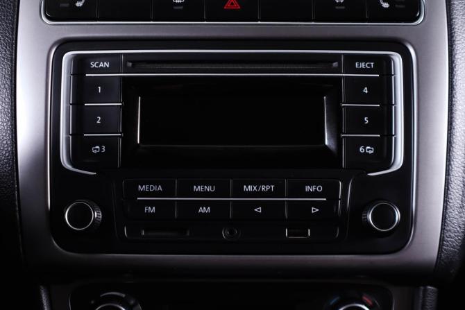 Volkswagen Polo V с пробегом 2015 года, цена 949 000 рублей, 203000 км, седан, Автокод Объявления