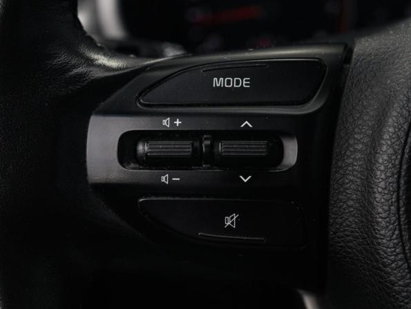 Kia Rio IV Рестайлинг с пробегом 2021 года, цена 1 700 000 рублей, 79858 км, седан, Автокод Объявления