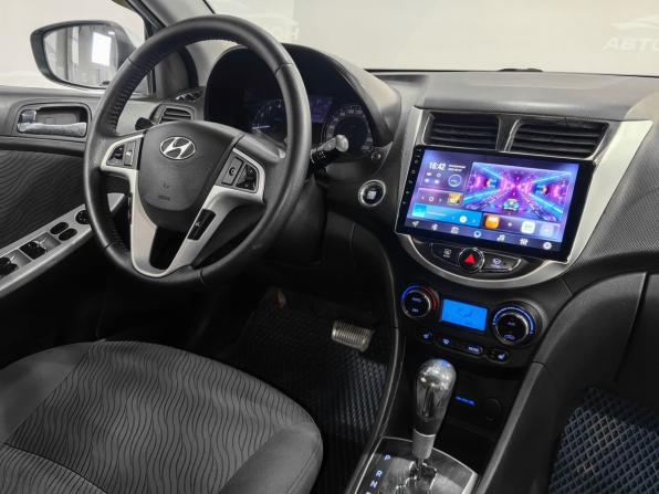Hyundai Solaris I с пробегом 2011 года, цена 650 000 рублей, 236163 км, седан, Автокод Объявления