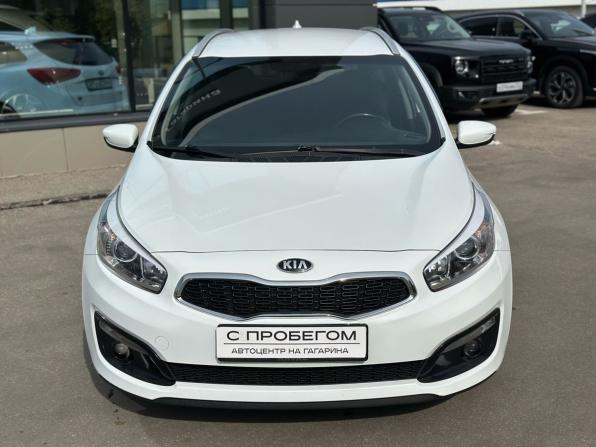 Kia Ceed II Рестайлинг с пробегом 2018 года, цена 1 599 000 рублей, 68873 км, универсал, Автокод Объявления