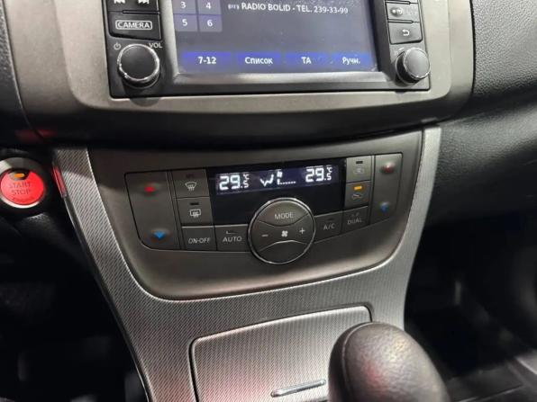Nissan Tiida II с пробегом 2015 года, цена 935 000 рублей, 110690 км, хэтчбек, Автокод Объявления