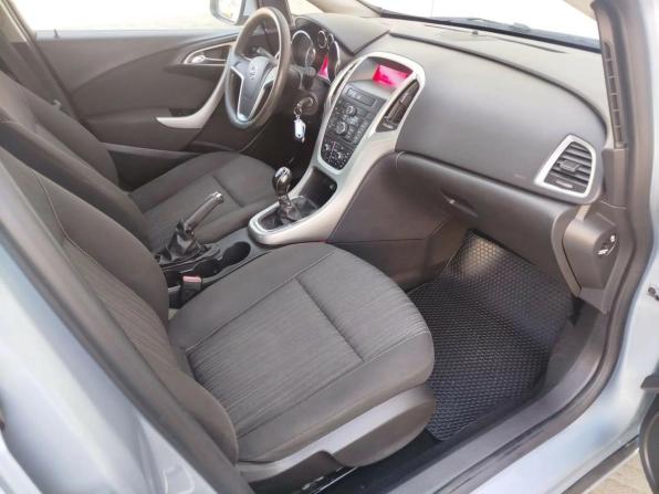 Opel Astra J с пробегом 2012 года, цена 460 000 рублей, 207000 км, хэтчбек, Автокод Объявления